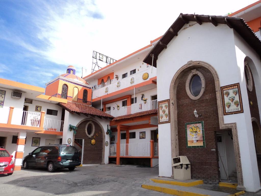 Hotel Mario'S Inn Ramos Arizpe Extérieur photo